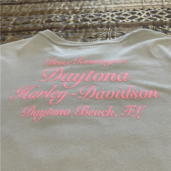 Harley-Davidson Ladies 1X Short Sleeve T-shirt. Like NEW! - Picture 4 of 5